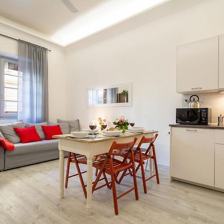 Central Station Apartment By Mmega Florencja Zewnętrze zdjęcie